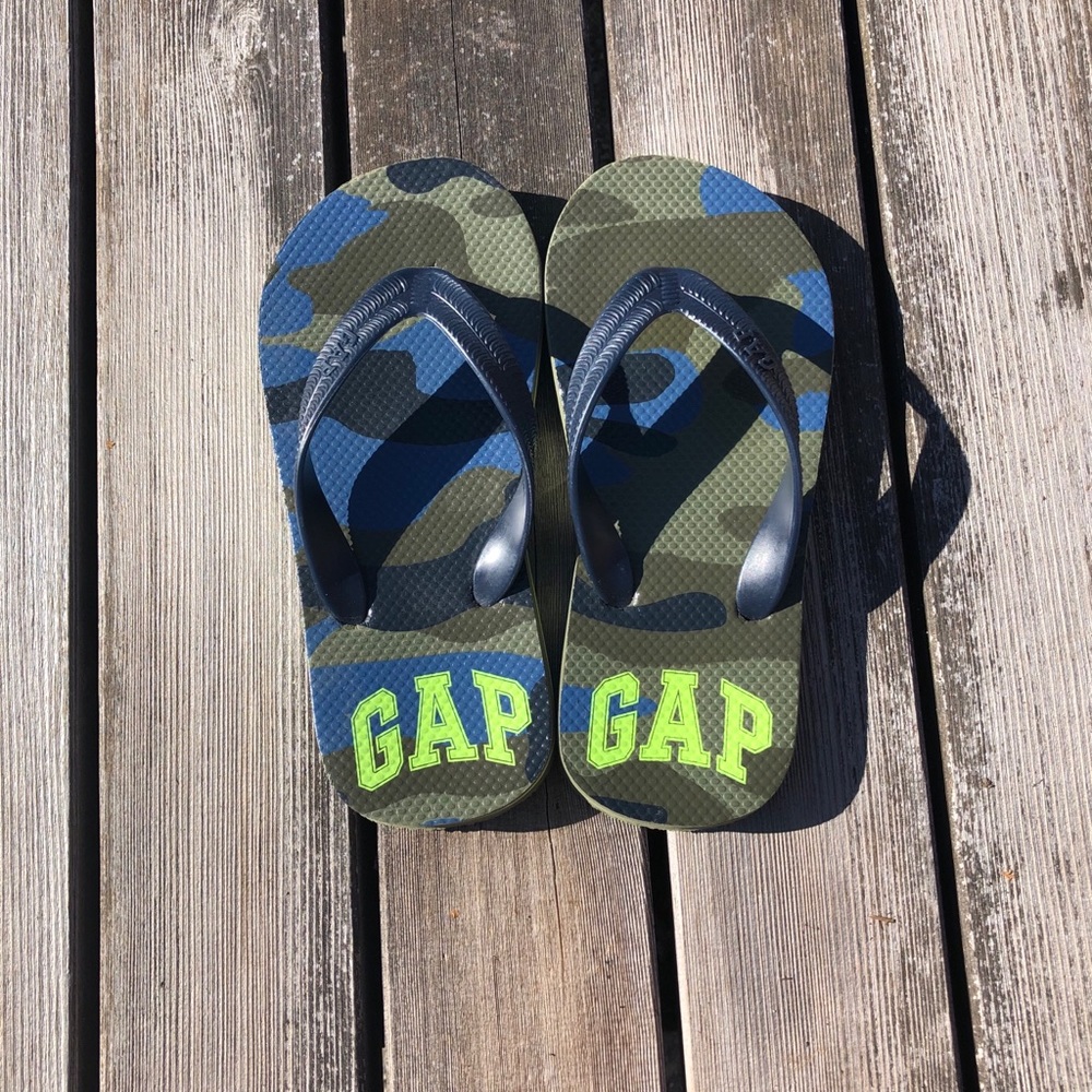 Flip flops